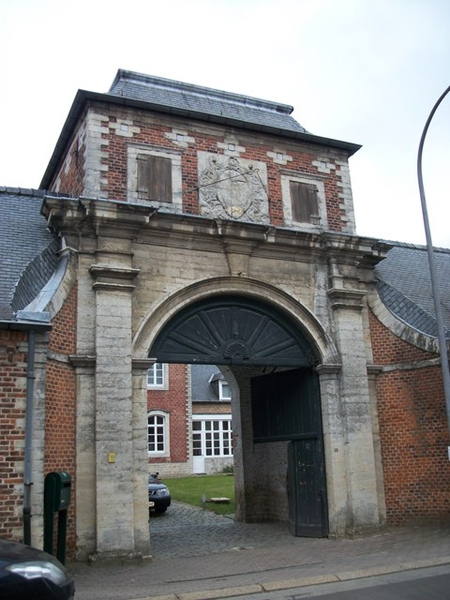 186-Vroegere pastorie met poortgebouw