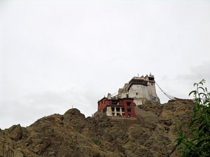 MAITREYA TEMPEL-GONKHANG EN OUDE BURCHT - LEH