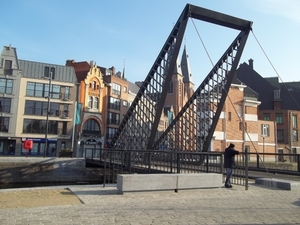 DE DENDERBRUG