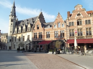 TERRASJES OP DE GROTE MARKT