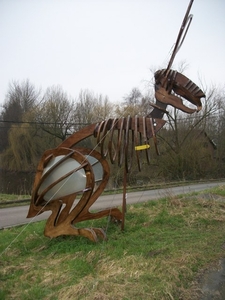 56-Kunstwerk op de scheldedijk