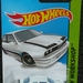 P1340938_HotWheels_BMW_1992M3_Pearl White_Blue&BlackStripesOnSide