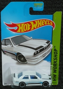 P1340938_HotWheels_BMW_1992M3_Pearl White_Blue&BlackStripesOnSide