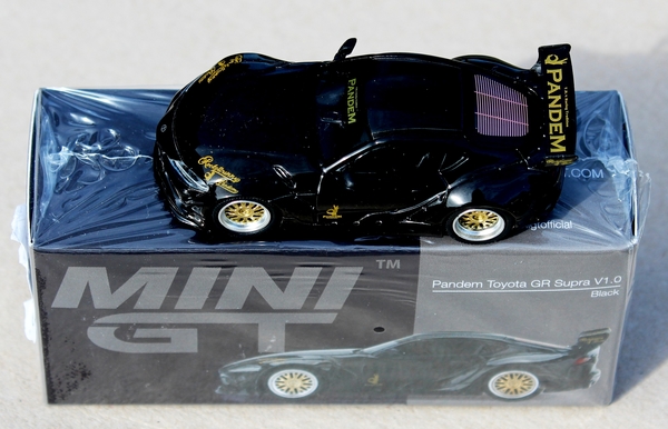 IMG_2624_Mini-GT_1op64_Pandem-Toyota-GR-Supra-V1_black_RHD_MGT002