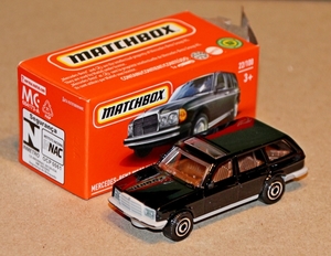 IMG_1356_Matchbox_1980_Mercedes-Benz-W123-Wagon_zwart_Lighht-grey