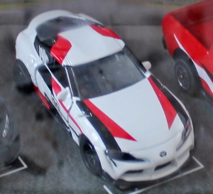 IMG_1488_Majorette_Toyota-GR-Supra-SZ-R_wit_&rood&zwart_90_black-