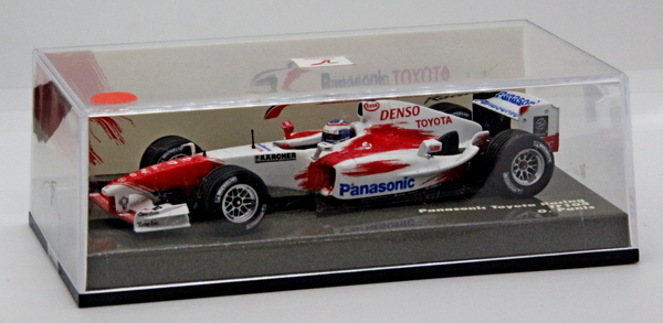 IMG_0070-1200D_Minichamps_1op43_Panasonic-Toyota-TF1-04_Panis