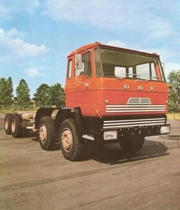 DAF-2200 8X4