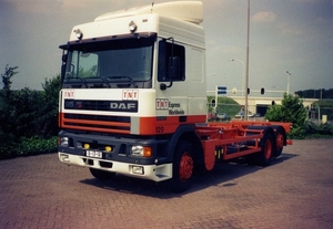 DAF-95 TNT DUIVEN (NL)