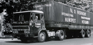 DAF-2600 VIERHOUT NUNSPEET (NL)