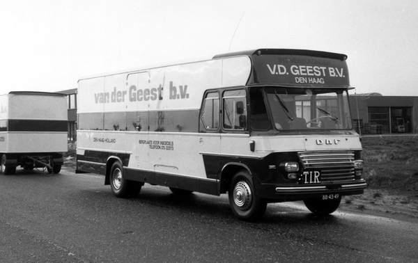 DAF V.D.GEEST B.V DEN HAAG