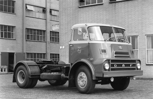 DAF-2400 PHILIPS