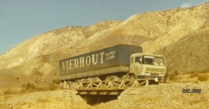 DAF-2600 VIERHOUT NUNSPEET