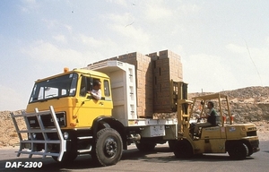 DAF-2300