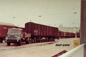 DAF-2400