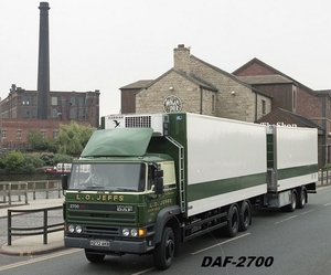 DAF-2700