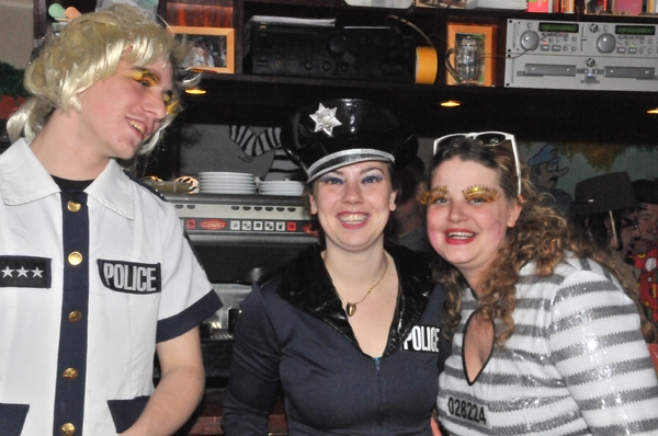 08-03-2011vuile janetten blankenberge 020