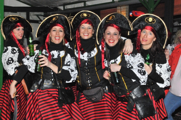 08-03-2011vuile janetten blankenberge 028