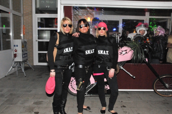 08-03-2011vuile janetten blankenberge 040