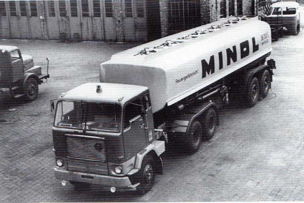 VOLVO F88 MINOL