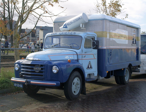 VOLVO-465 van GRIEKEN (NL)
