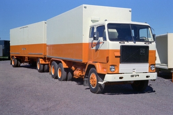 VOLVO-F88