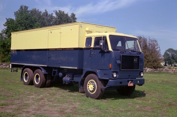 VOLVO-F88