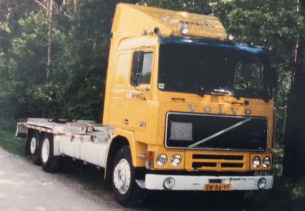 VOLVO-F10