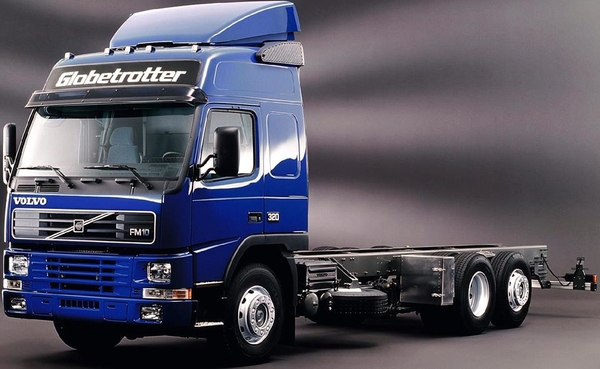 VOLVO-FM10