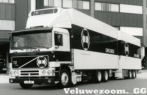 VOLVO-F12.