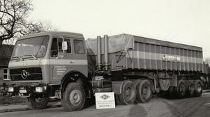 MERCEDES-BENZ (6X4).