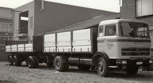 MERCEDES-BENZ .