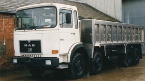 M.A.N-DIESEL 8X4 (GB)