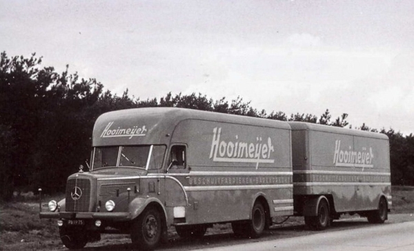 Mercedes Benz Hooimeijer Barendrecht (NL)