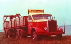 LEYLAND n.v STEEN-EXPRESS BILDHOVEN (NL)