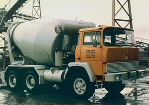 MAGIRUS-DEUTZ 230D B.D BETONDIENST (D)