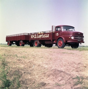 MERCEDES-BENZ (1960)