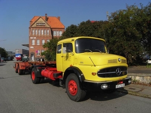 MERCEDES-BENZ 1524 (D)