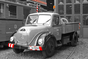 MAGIRUS-DEUTZ (D)