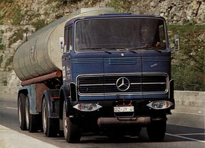 MERCEDES-BENZ