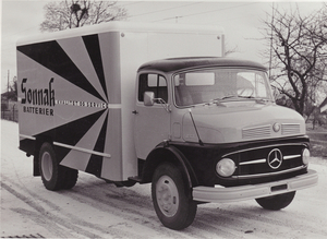 MERCEDES-BENZ