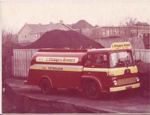 BEDFORD L.OLISLAGERS-BREMERS.