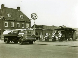 BEDFORD Algemeen-Belang-Musselkanaal.