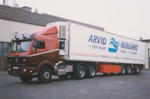 Mercedes-Benz-2244