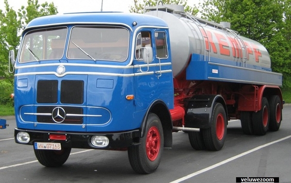 Mercedes-Benz-LPS334 Kempf