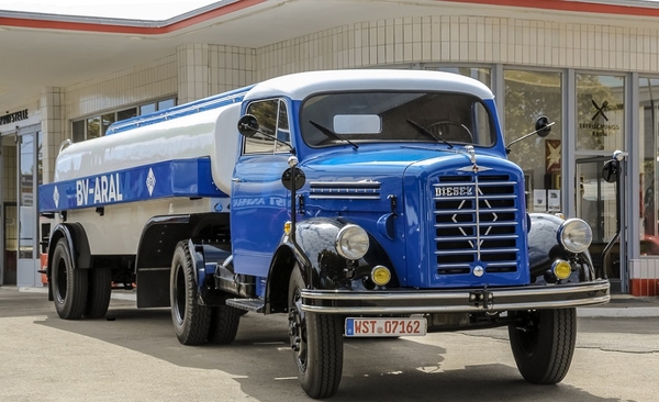 Borgward-B555