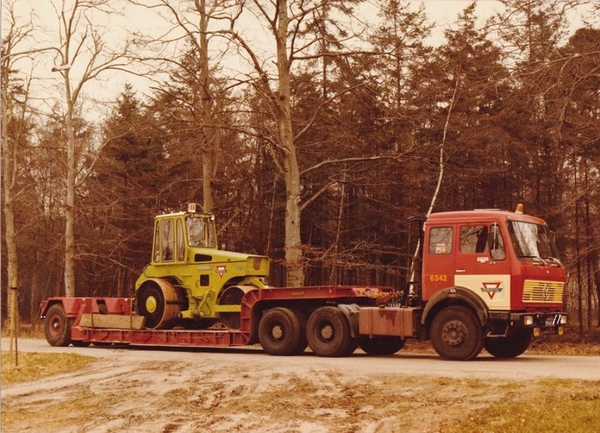 MERCEDES-BENZ BRUIL APELDOORN