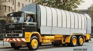 MERCEDES-BENZ.