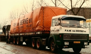 HENSCHEL-F26 van BERNE