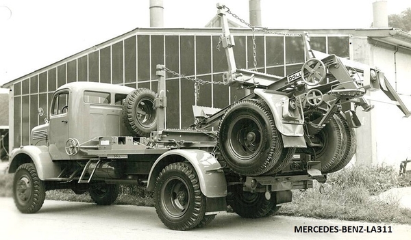 MERCEDES-BENZ